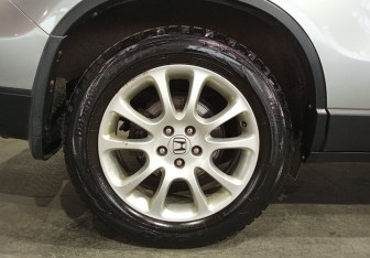 Подержанный автомобиль Honda CR-V 2008 года (17 фото)