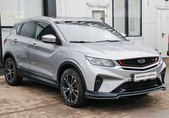 Подержанный автомобиль Geely Coolray 2020 года (3 фото)