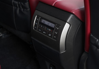 Подержанный автомобиль Lexus GX 2019 года (23 фото)