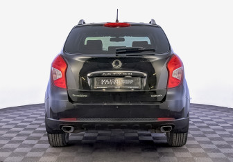 Подержанный автомобиль SsangYong Actyon 2013 года (6 фото)