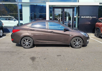 Подержанный автомобиль Hyundai Solaris Sedan 2016 года (4 фото)
