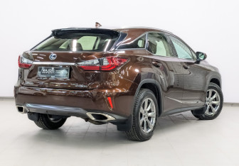 Подержанный автомобиль Lexus RX 2019 года (5 фото)