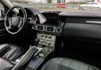 Подержанный автомобиль Land Rover Range Rover 2011 года (9 фото)