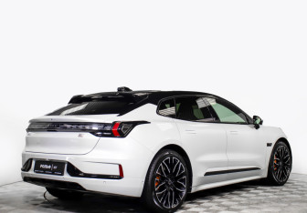 Подержанный автомобиль Zeekr 001 2023 года (4 фото)