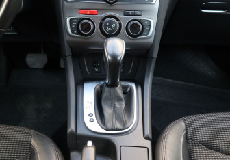 Подержанный автомобиль Citroen C4 Sedan 2020 года (18 фото)