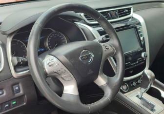 Подержанный автомобиль Nissan Murano Suv 2018 года (14 фото)