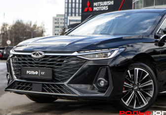 Подержанный автомобиль Chery Arrizo 8 2023 года (20 фото)