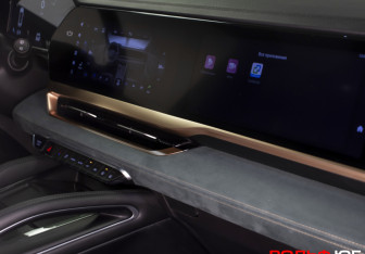 Подержанный автомобиль Geely Monjaro 2023 года (22 фото)