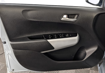 Подержанный автомобиль Kia Picanto 2020 года (19 фото)