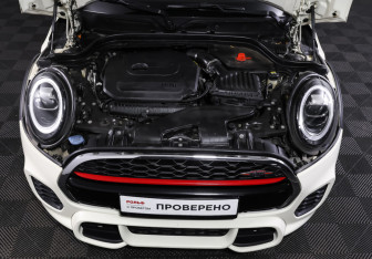 Подержанный автомобиль MINI Hatch 2018 года (9 фото)