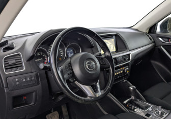 Подержанный автомобиль Mazda CX-5 2016 года (15 фото)