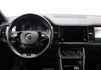Подержанный автомобиль Skoda Kodiaq 2021 года (14 фото)