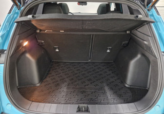 Подержанный автомобиль Geely Coolray 2024 года (17 фото)