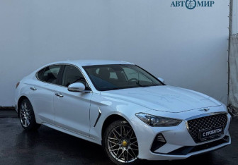 Подержанный автомобиль Genesis G70 2018 года (3 фото)
