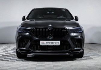 Подержанный автомобиль BMW X6 M 2020 года (2 фото)