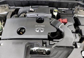 Подержанный автомобиль Infiniti QX50 2020 года (9 фото)