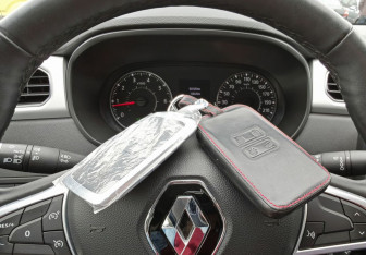 Подержанный автомобиль Renault Arkana 2021 года (15 фото)