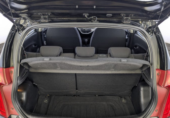 Подержанный автомобиль Kia Picanto 2011 года (10 фото)