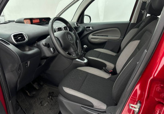 Подержанный автомобиль Citroen C3 Picasso 2012 года (9 фото)