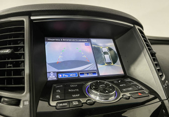 Подержанный автомобиль Infiniti FX 2013 года (21 фото)