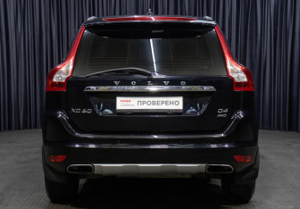 Подержанный автомобиль Volvo XC60 2014 года (6 фото)