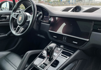 Подержанный автомобиль Porsche Cayenne 2021 года (9 фото)