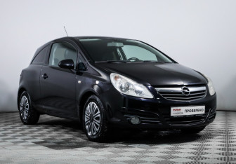 Подержанный автомобиль Opel Corsa 2010 года (3 фото)