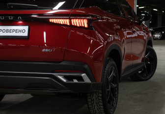 Подержанный автомобиль Omoda C5 2024 года (8 фото)