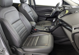 Подержанный автомобиль Ford Kuga 2018 года (24 фото)