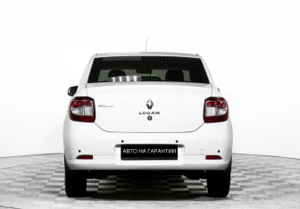 Подержанный автомобиль Renault Logan Sedan 2017 года (6 фото)