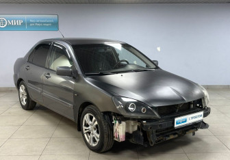 Подержанный автомобиль Mitsubishi Lancer Sedan 2009 года (3 фото)