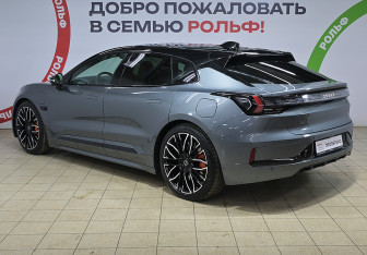 Подержанный автомобиль Zeekr 001 2023 года (6 фото)