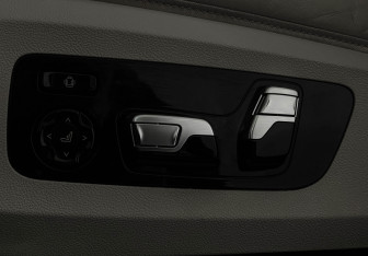 Подержанный автомобиль BMW X5 2022 года (17 фото)