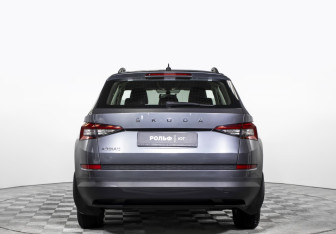 Подержанный автомобиль Skoda Kodiaq 2019 года (6 фото)