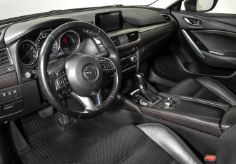 Подержанный автомобиль Mazda 6 Sedan 2016 года (9 фото)