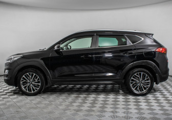 Подержанный автомобиль Hyundai Tucson 2020 года (8 фото)