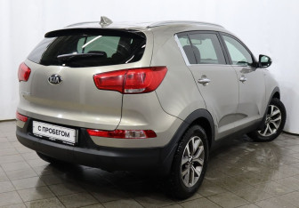 Подержанный автомобиль Kia Sportage 2014 года (4 фото)
