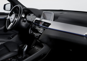 Подержанный автомобиль BMW X1 2018 года (9 фото)