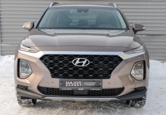 Подержанный автомобиль Hyundai Santa Fe 2018 года (2 фото)