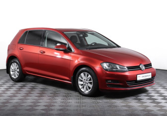 Подержанный автомобиль Volkswagen Golf Hatchback 2014 года (3 фото)