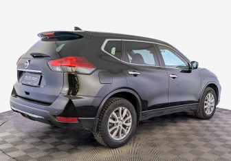 Подержанный автомобиль Nissan X-Trail 2021 года (5 фото)