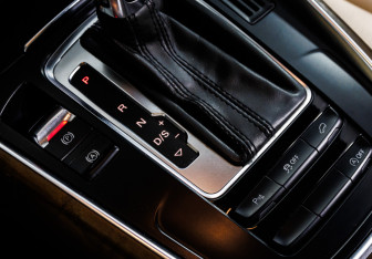 Подержанный автомобиль Audi Q5 2012 года (21 фото)