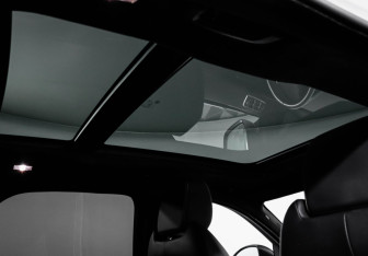 Подержанный автомобиль Jaguar F-Pace 2020 года (16 фото)