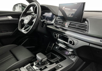 Подержанный автомобиль Audi Q5 2024 года (9 фото)