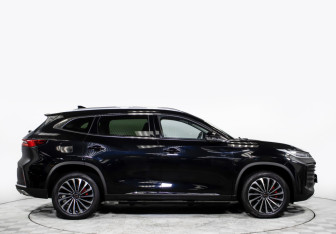 Подержанный автомобиль Exeed TXL 2023 года (4 фото)