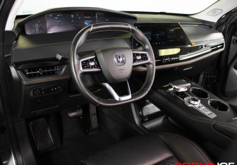 Подержанный автомобиль Changan UNI-K 2024 года (14 фото)