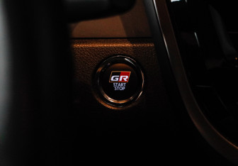 Подержанный автомобиль Toyota Camry Sedan 2021 года (24 фото)