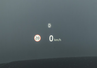 Подержанный автомобиль Land Rover Range Rover 2019 года (14 фото)