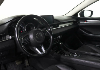 Подержанный автомобиль Mazda 6 Sedan 2021 года (11 фото)