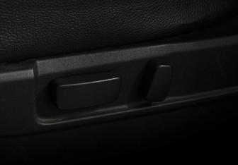 Подержанный автомобиль Mitsubishi Outlander 2013 года (15 фото)